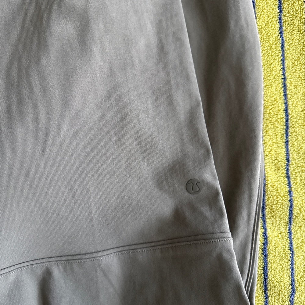 Lululemon Essential High-Rise Trouser Size 6 Pants - Picture 6 of 11